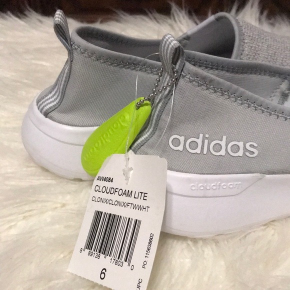 adidas cloudfoam keychain